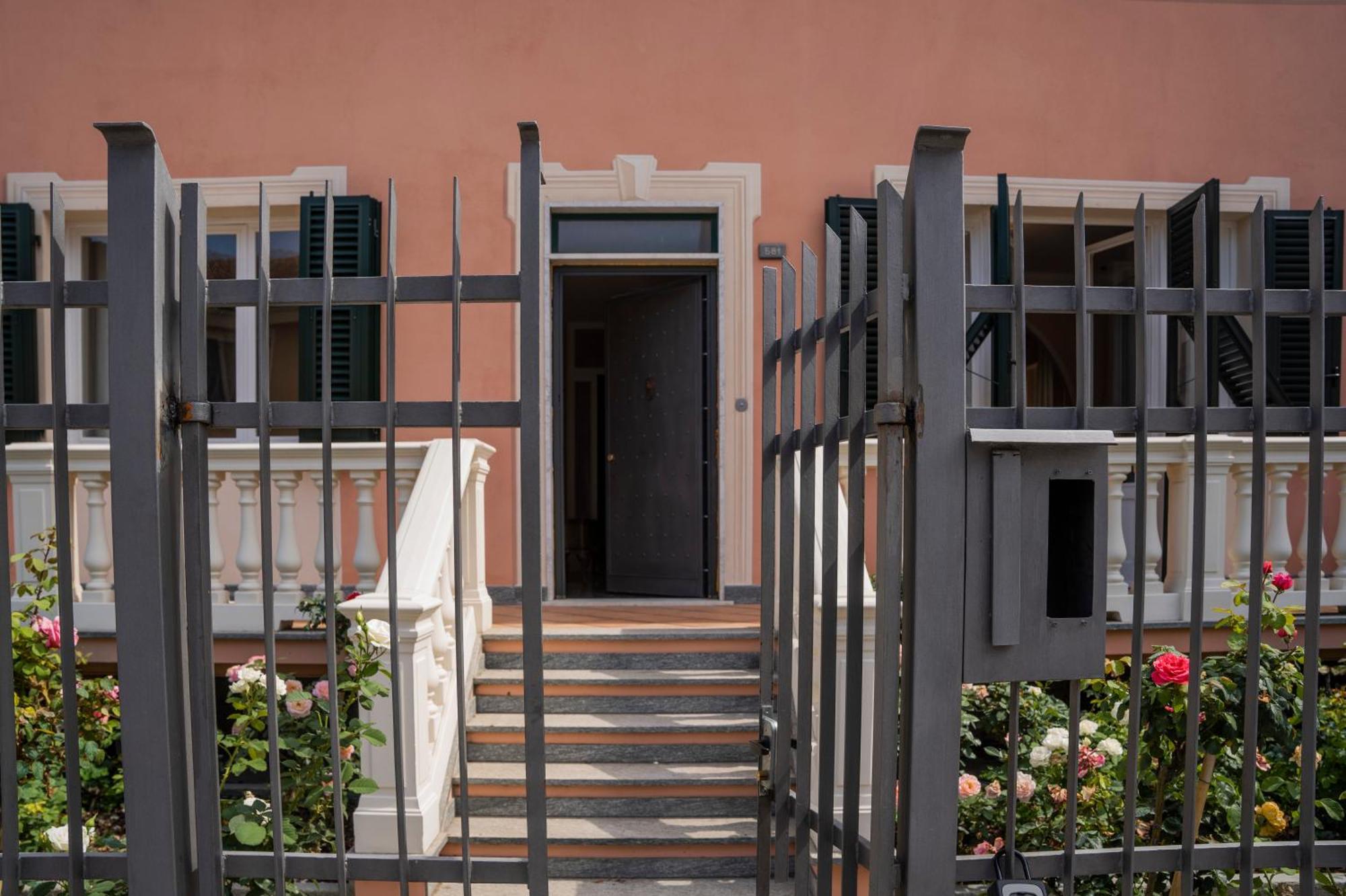 050 - Villa Genny - Casa Lauro con Terrazzo 5 minuti dal Mare Sestri Levante Esterno foto